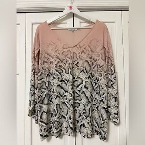 Calvin Klein Womens Top Plus Size 1X Snakeskin Stretch V-Neck 3/4 Petal Sleeves